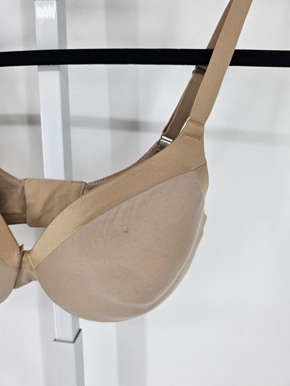 Maidenform Comfort Devotion Womens Sz 36DD Lightly Lined T Shirt Bra Beige - Picture 2 of 4